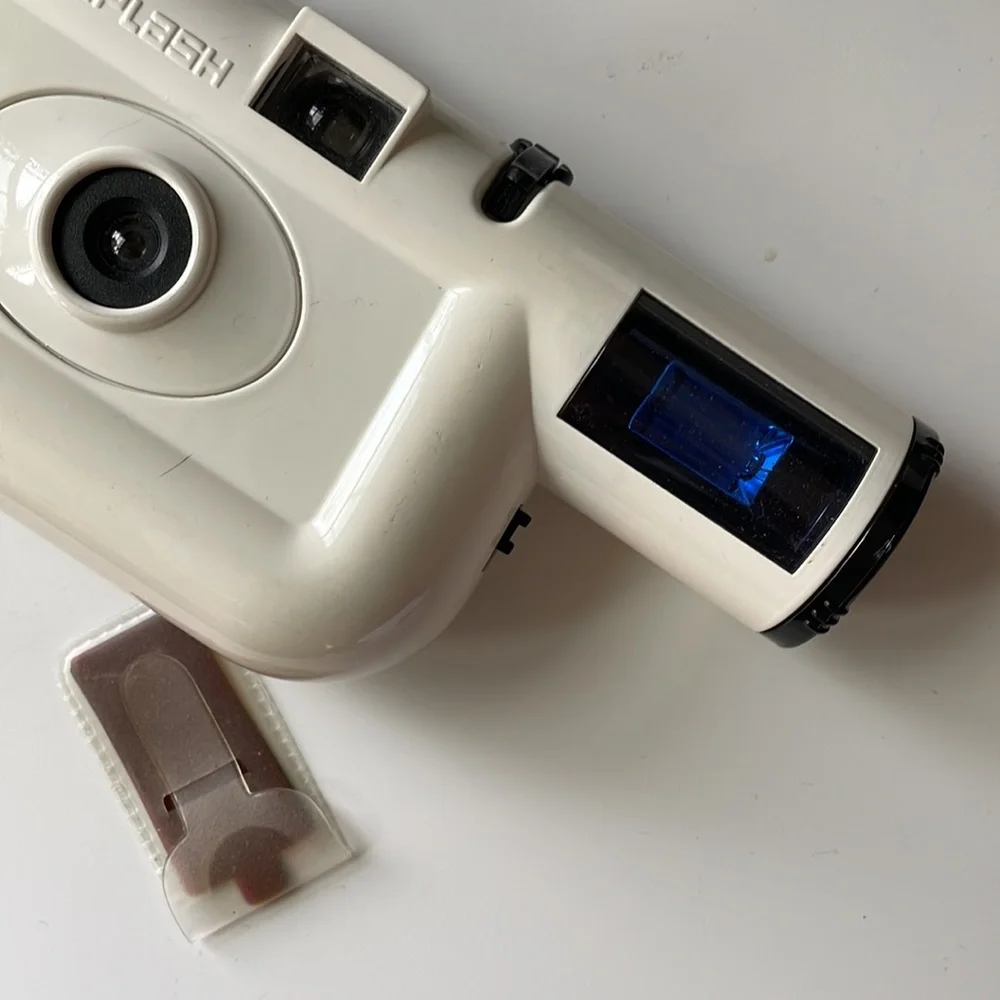 Genuine Lomography Colorsplash Camera 35mm w/accessories